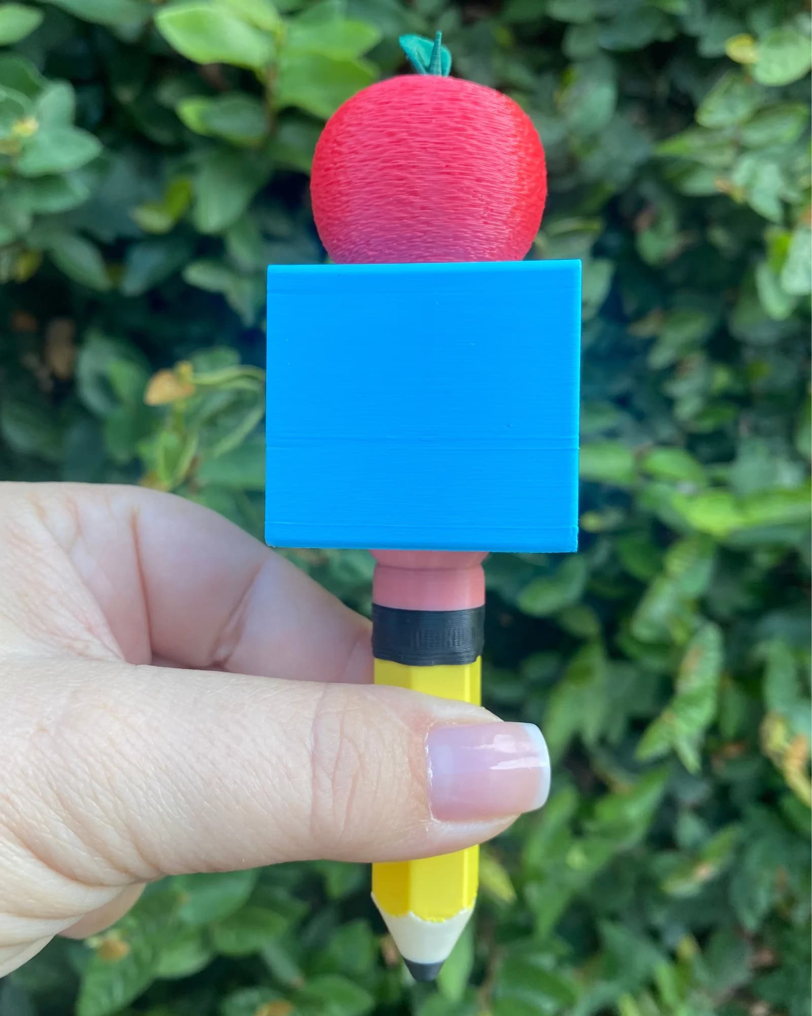Suporte criativo para microfone de lapela - foto 1